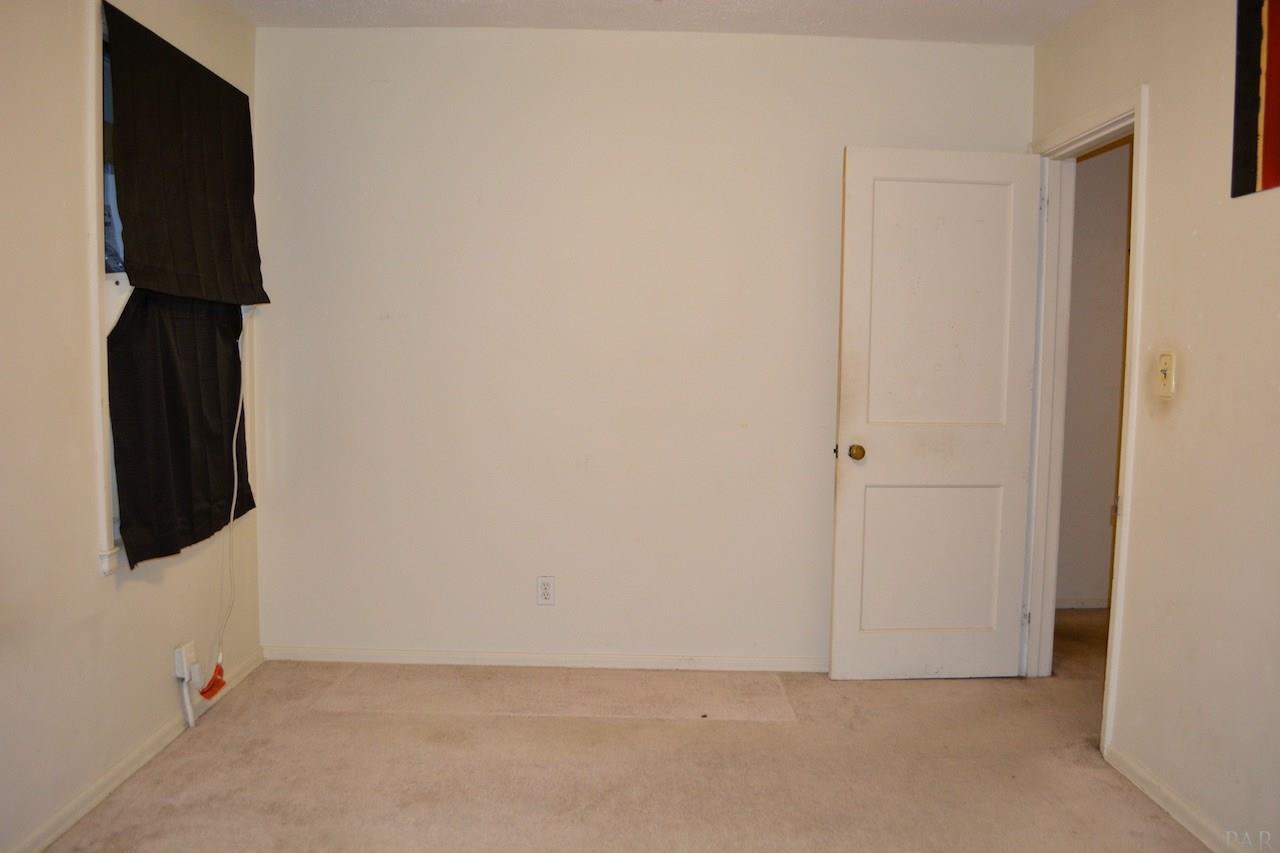 406 Gibbs Road Pensacola, FL 32507 - Photo 11 of 39 Gallery Image 11