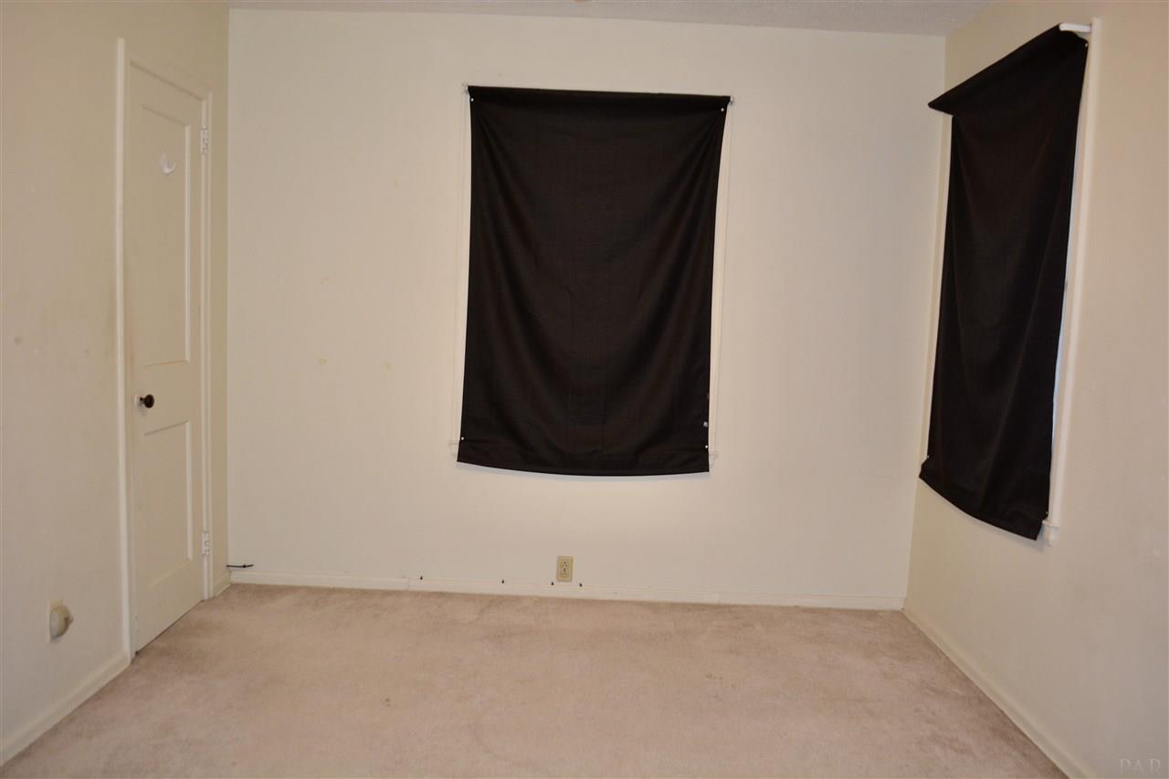 406 Gibbs Road Pensacola, FL 32507 - Photo 13 of 39 Gallery Image 13