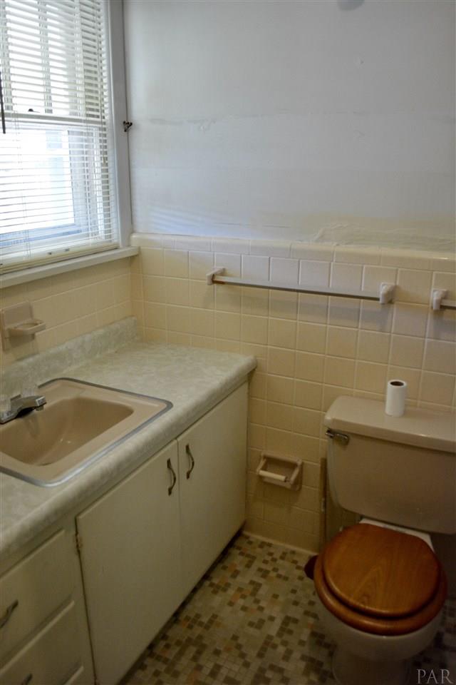 406 Gibbs Road Pensacola, FL 32507 - Photo 19 of 39 Gallery Image 19