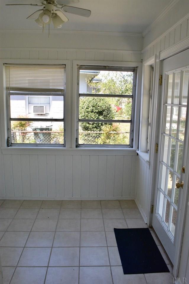 406 Gibbs Road Pensacola, FL 32507 - Photo 2 of 39 Gallery Image 2