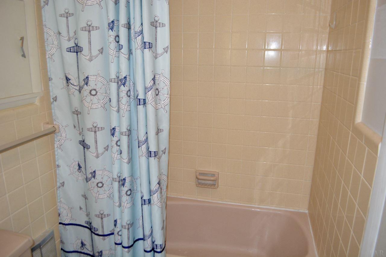 406 Gibbs Road Pensacola, FL 32507 - Photo 21 of 39 Gallery Image 21