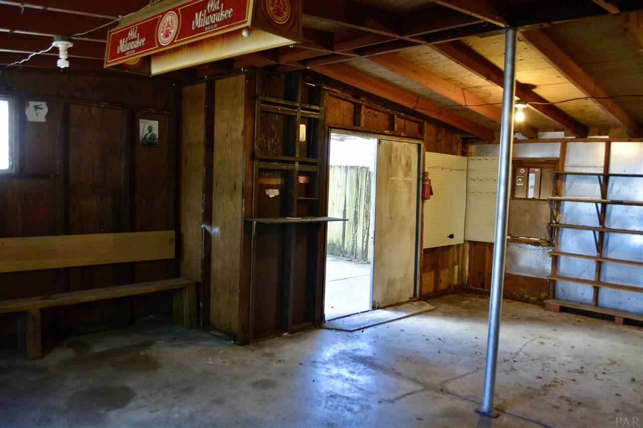 406 Gibbs Road Pensacola, FL 32507 - Photo 28 of 39 Gallery Image 28