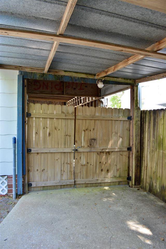 406 Gibbs Road Pensacola, FL 32507 - Photo 32 of 39 Gallery Image 32