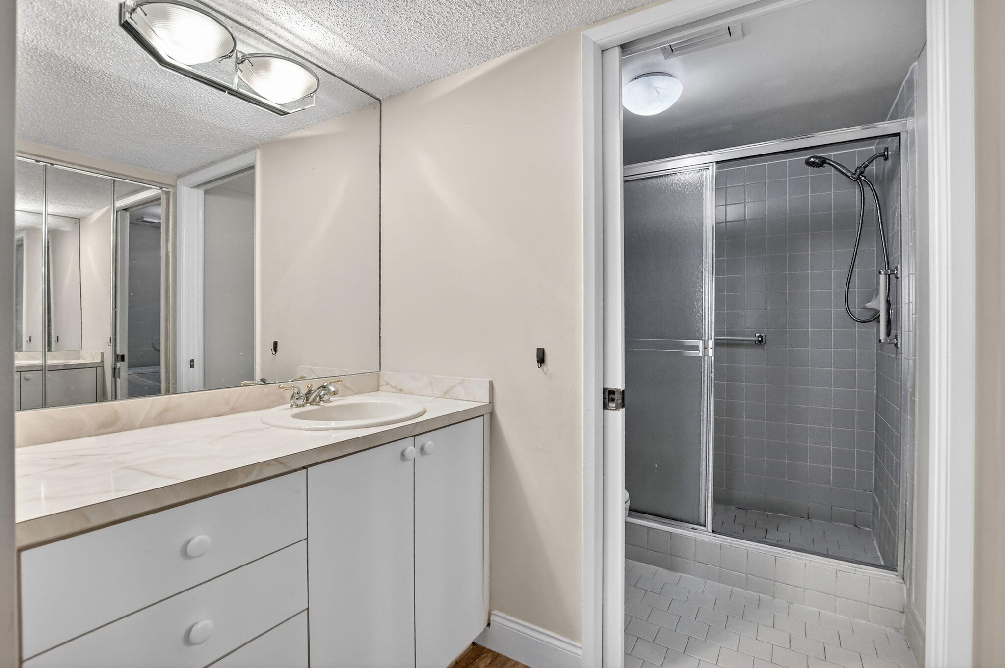 18900 Haywood Terrace, Unit 6 Boca Raton, FL 33496 - Photo 19 of 48 19-web-or-mls-DSC_8325