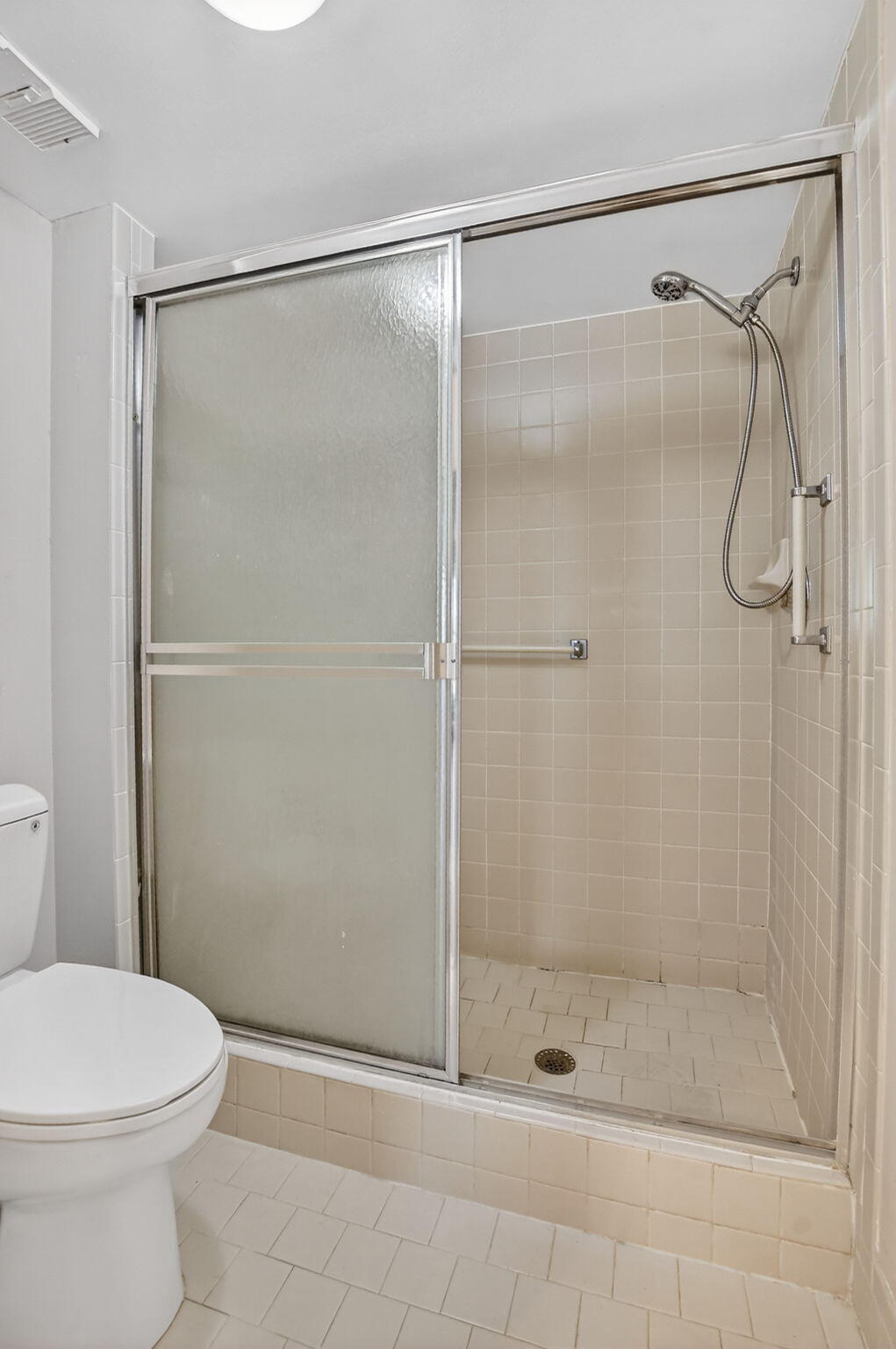 18900 Haywood Terrace, Unit 6 Boca Raton, FL 33496 - Photo 21 of 48 21-web-or-mls-DSC_8335