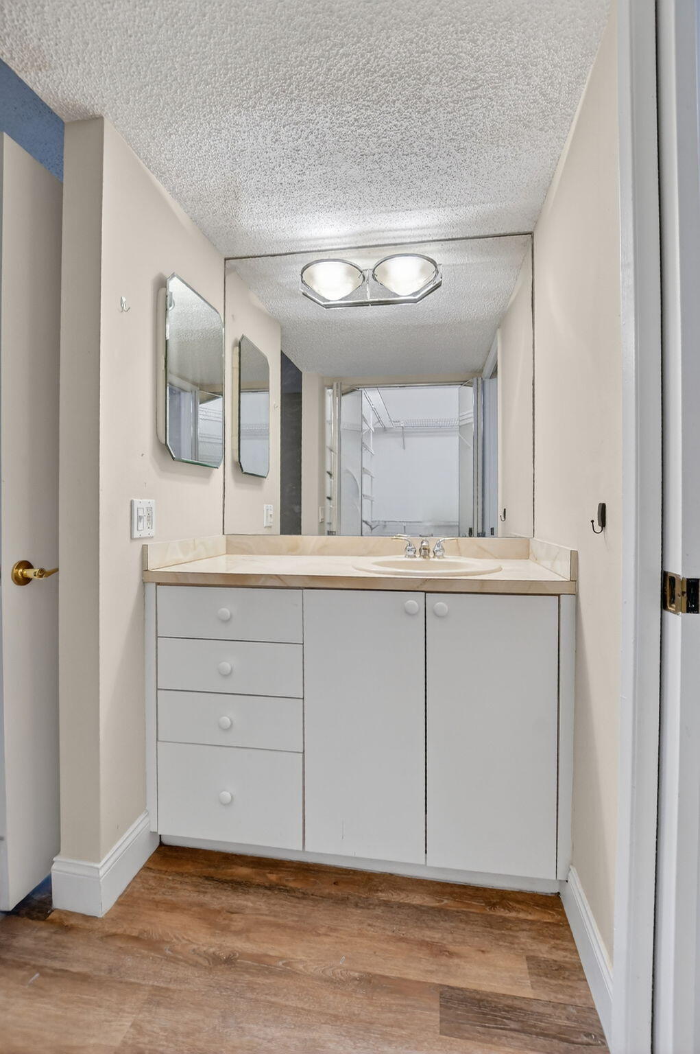 18900 Haywood Terrace, Unit 6 Boca Raton, FL 33496 - Photo 22 of 48 22-web-or-mls-DSC_8340