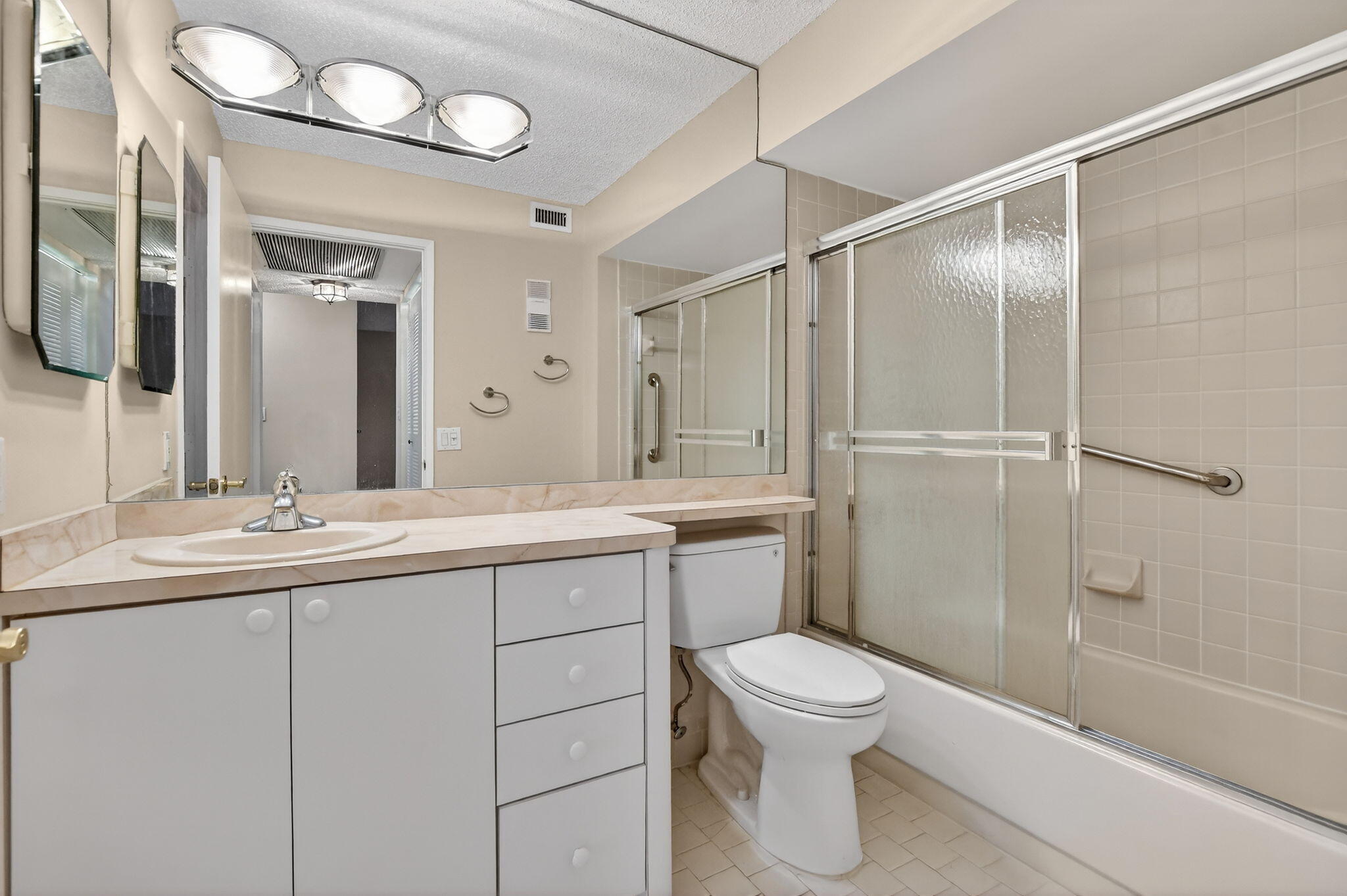 18900 Haywood Terrace, Unit 6 Boca Raton, FL 33496 - Photo 29 of 48 29-web-or-mls-DSC_8391