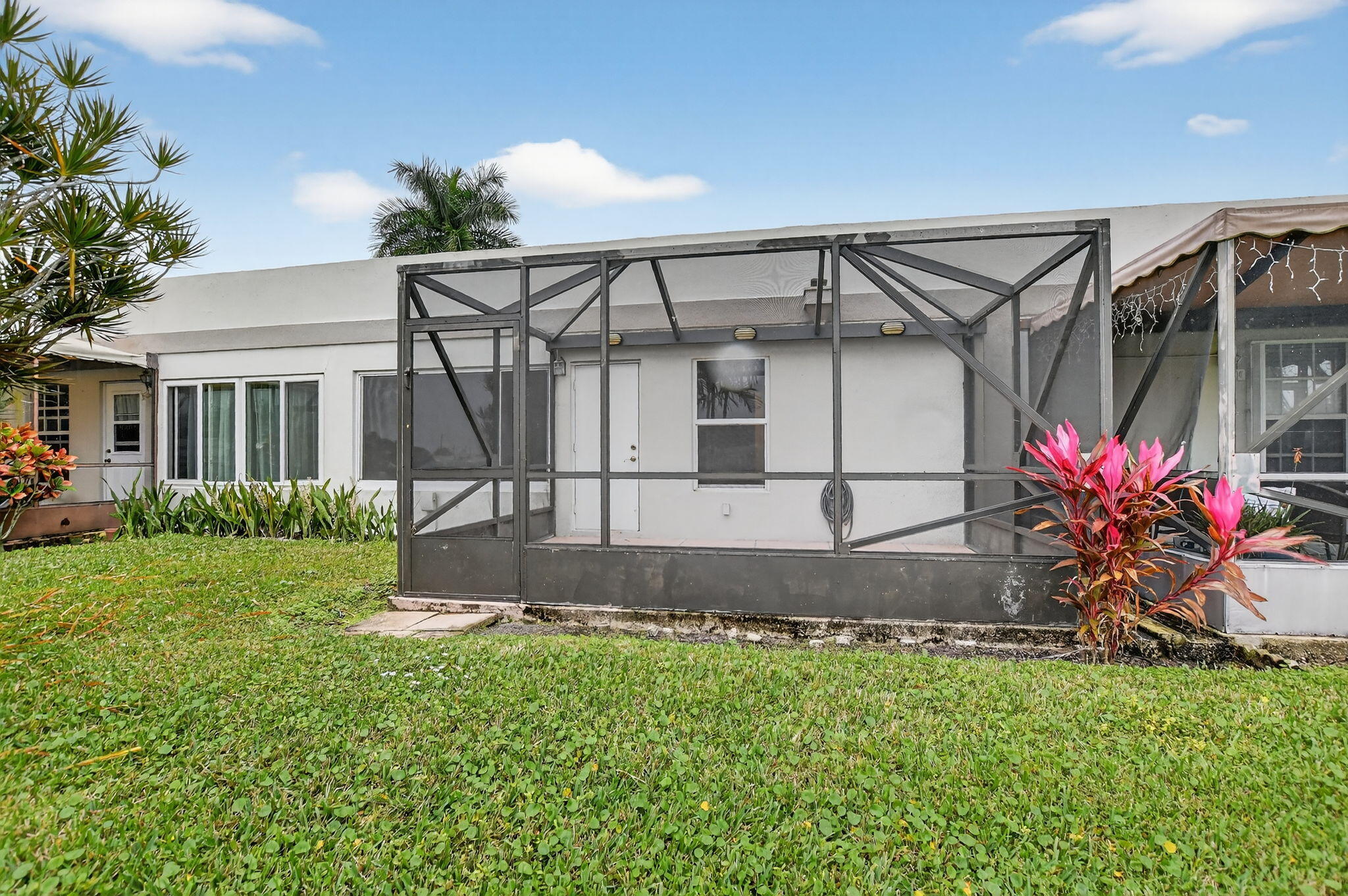 18900 Haywood Terrace, Unit 6 Boca Raton, FL 33496 - Photo 34 of 48 34-web-or-mls-DSC_8412