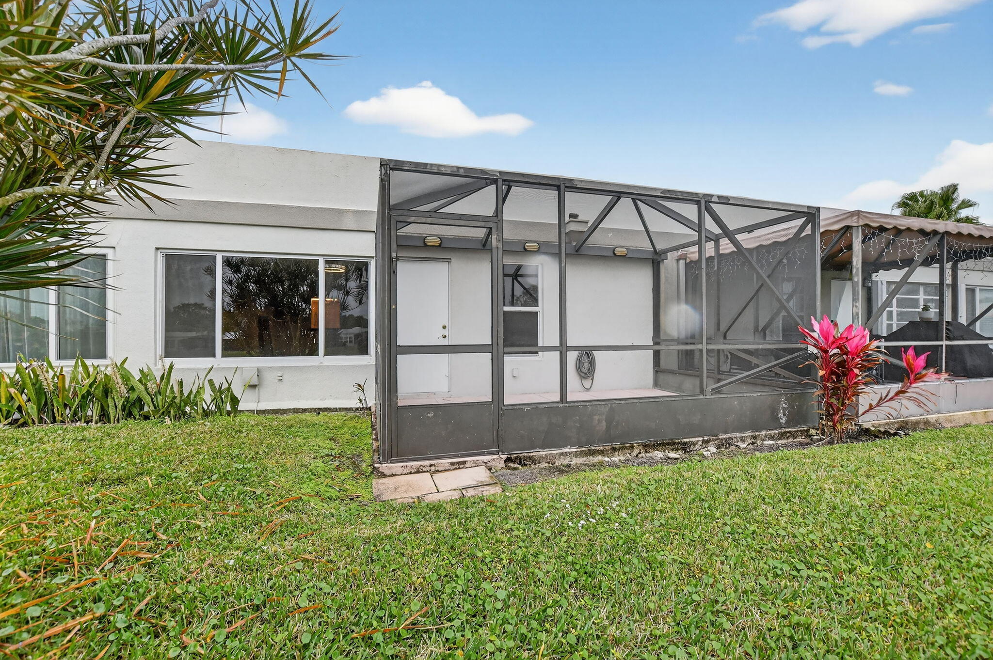 18900 Haywood Terrace, Unit 6 Boca Raton, FL 33496 - Photo 35 of 48 35-web-or-mls-DSC_8416