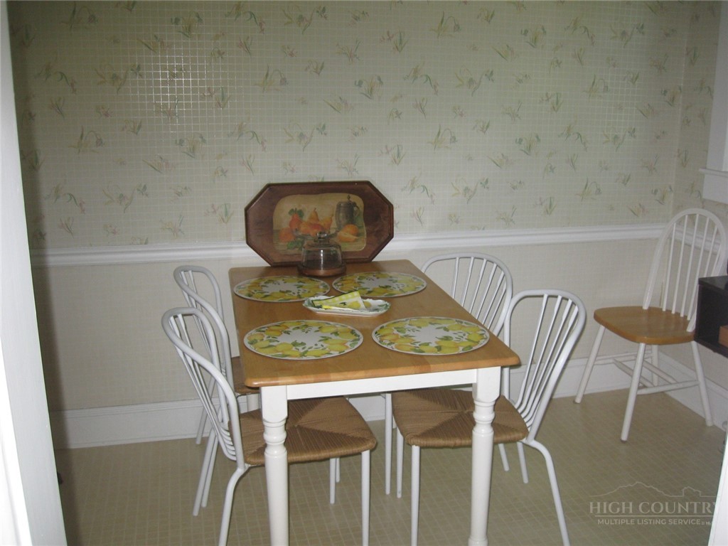 3850 Hartland Road Lenoir, NC 28645 - Photo 12 of 21 Gallery Image 12