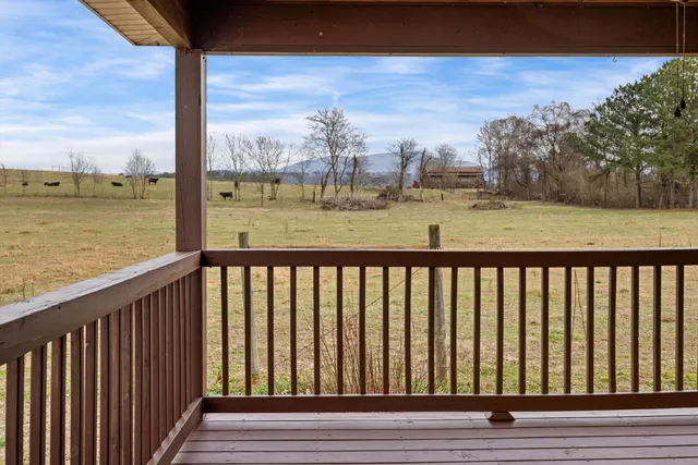 $269,900 | 2097 McEntire Circle, Chatsworth, GA 30705