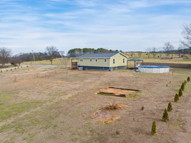 $269,900 | 2097 McEntire Circle, Chatsworth, GA 30705