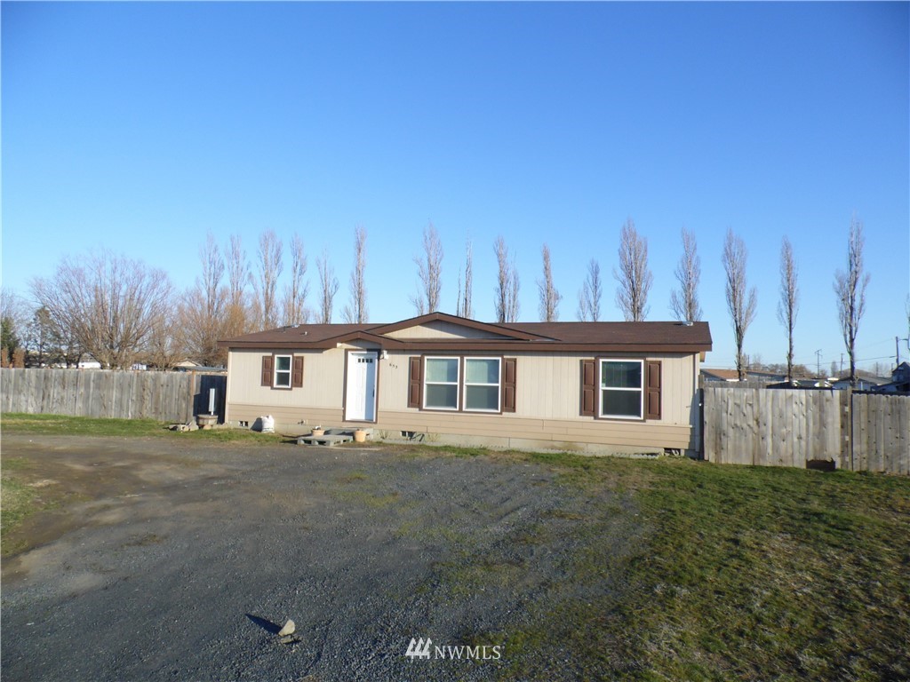 653 Kaylee Road Othello, WA 99344 - Photo 6 of 21
