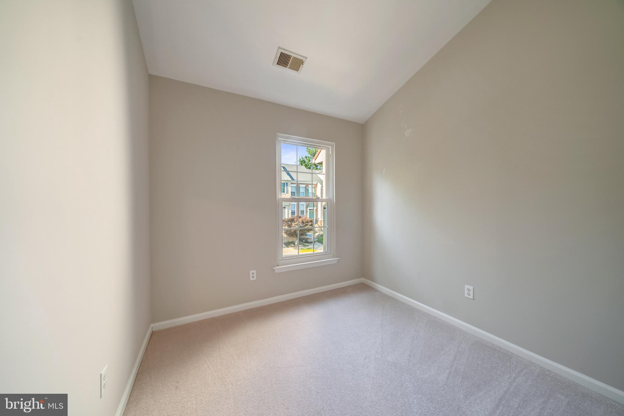 11491 Heritage Commons Way Reston, VA 20194 - Photo 31 of 40