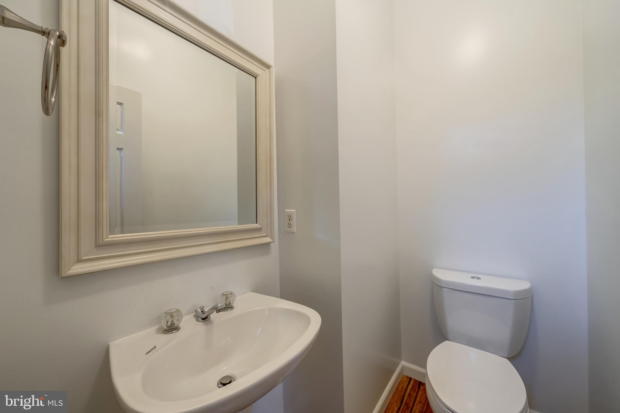 11491 Heritage Commons Way Reston, VA 20194 - Photo 9 of 40