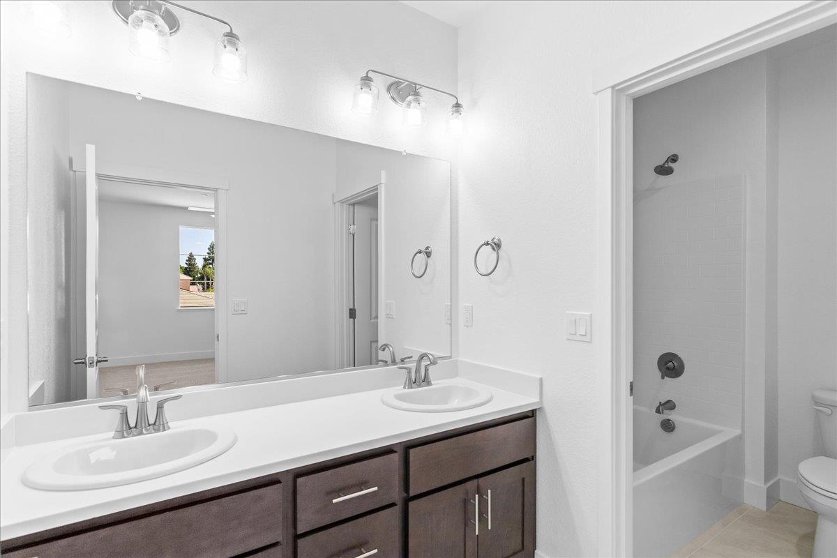 2080 Zane Way Turlock, CA 95382 - Photo 59 of 80