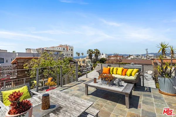 $4,750 | 24 Westminster Avenue, Unit 2, Venice, CA 90291