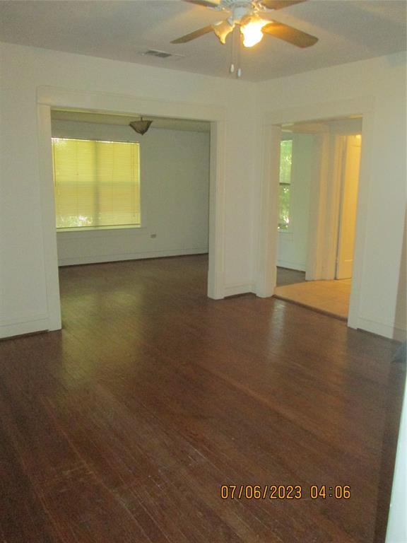 203 North Colson Street, Unit 4 Dallas, TX 75246 - Photo 10 of 15 an empty room with a empty space and window