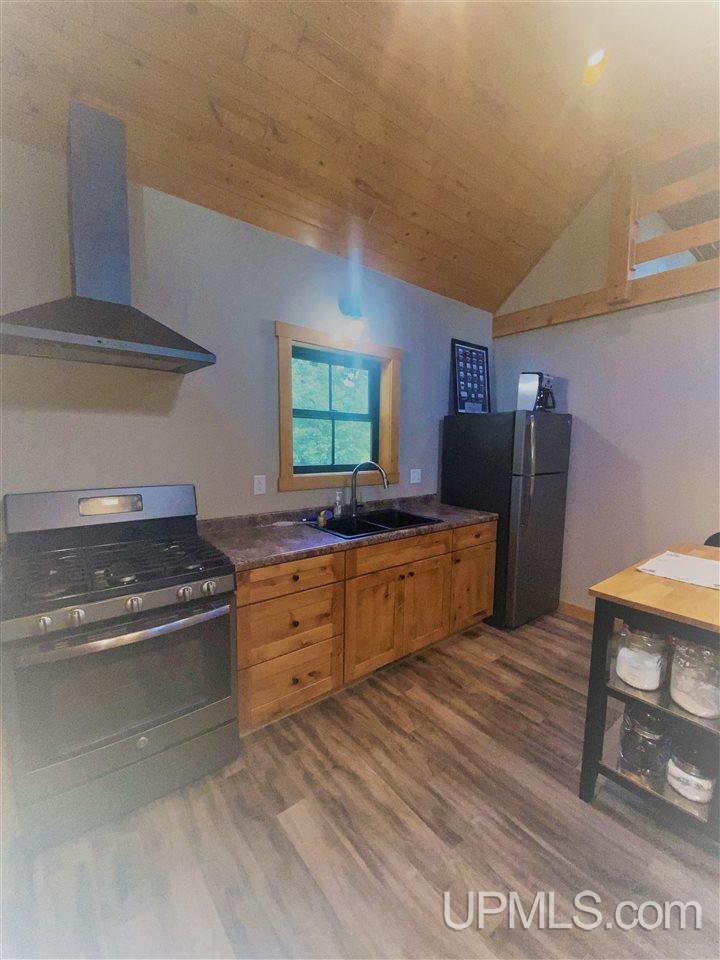N19592 Timms Lake Road Niagara, WI 54151 - Photo 3 of 19 Gallery Image 3