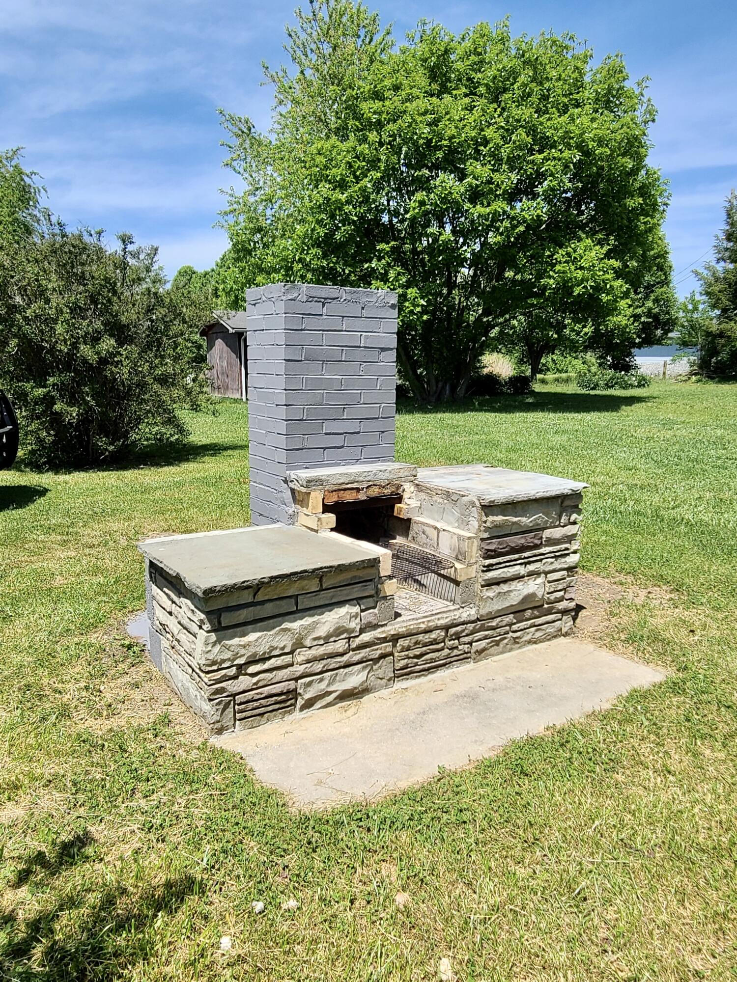 186 Charlie Carson Road Jonesborough, TN 37659 - Photo 41 of 45 57A9A47E-51D7-47BF-A10D-81361268D387