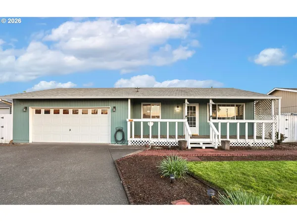 $389,500 | 760 Gaileen Way, Harrisburg, OR 97446