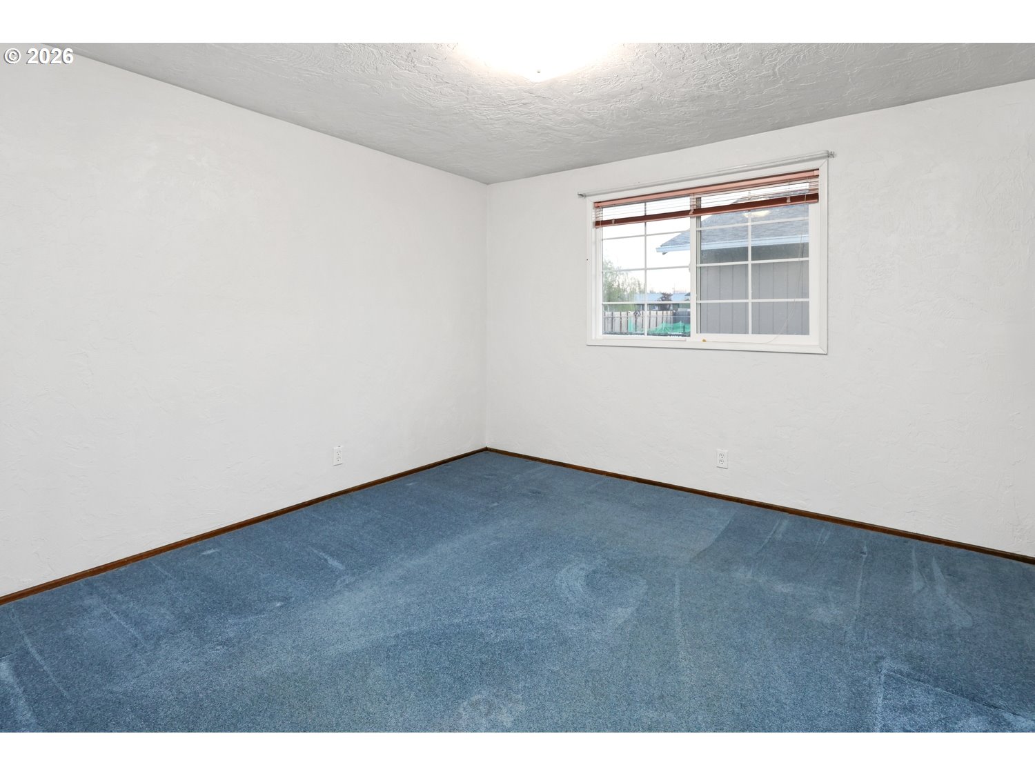 760 Gaileen Way Harrisburg, OR 97446 - Photo 16 of 28