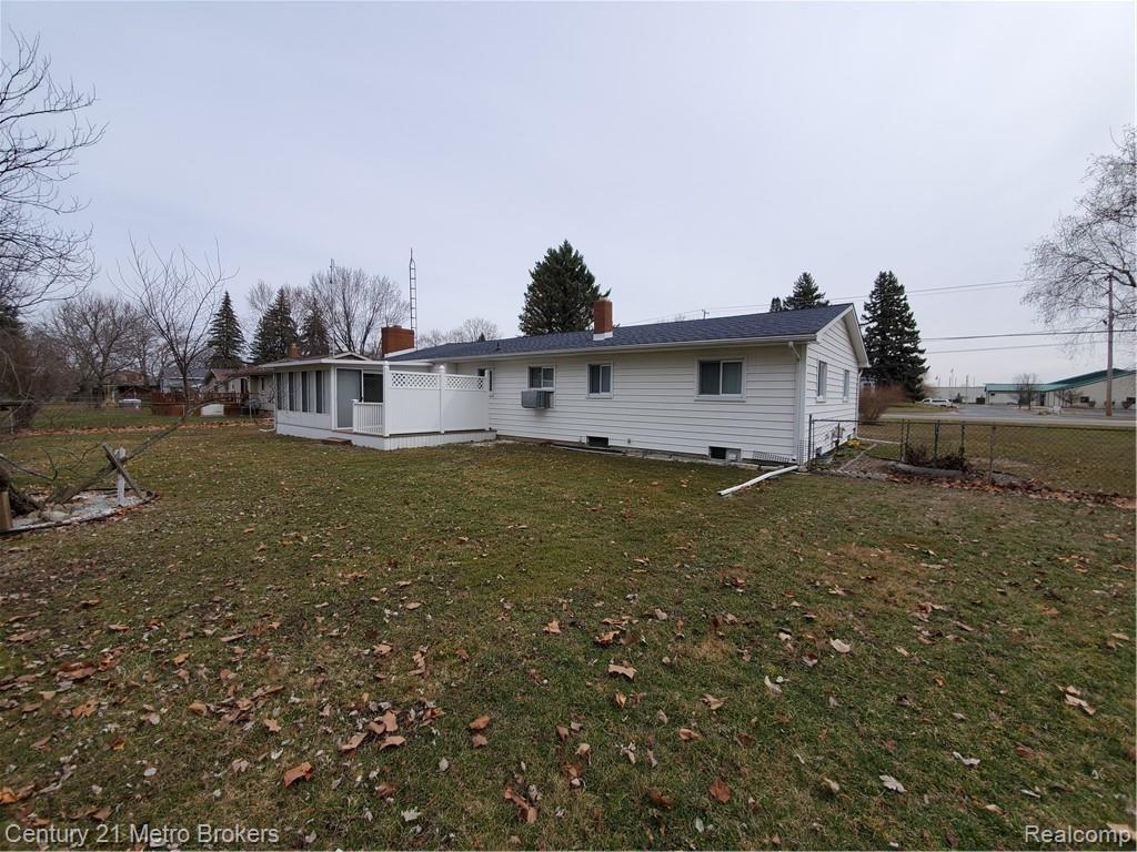 4458 South Linden Road Flint, MI 48507 - Photo 12 of 15 20190404_112459.jpg