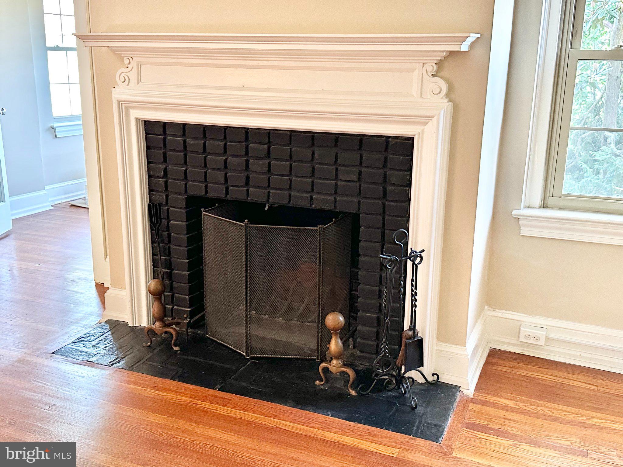 212 Idris Road, Unit F3 Merion Station, PA 19066 - Photo 5 of 38 Woodburning fireplace.