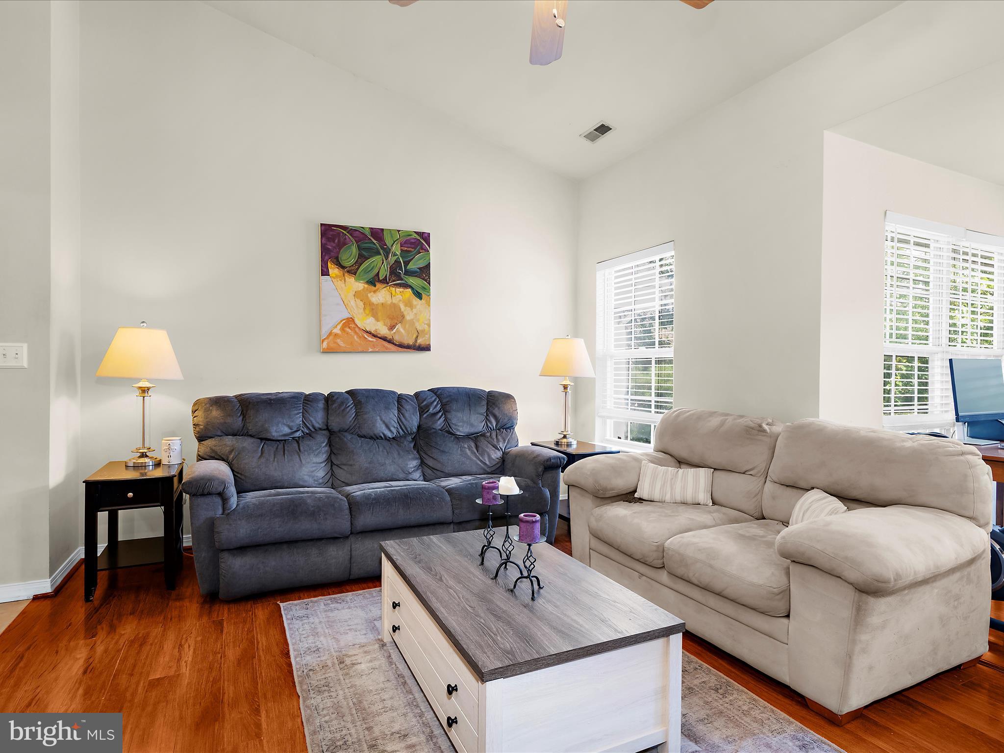 600 Moonglow Road, Unit 302 Odenton, MD 21113 - Photo 6 of 27 Living room