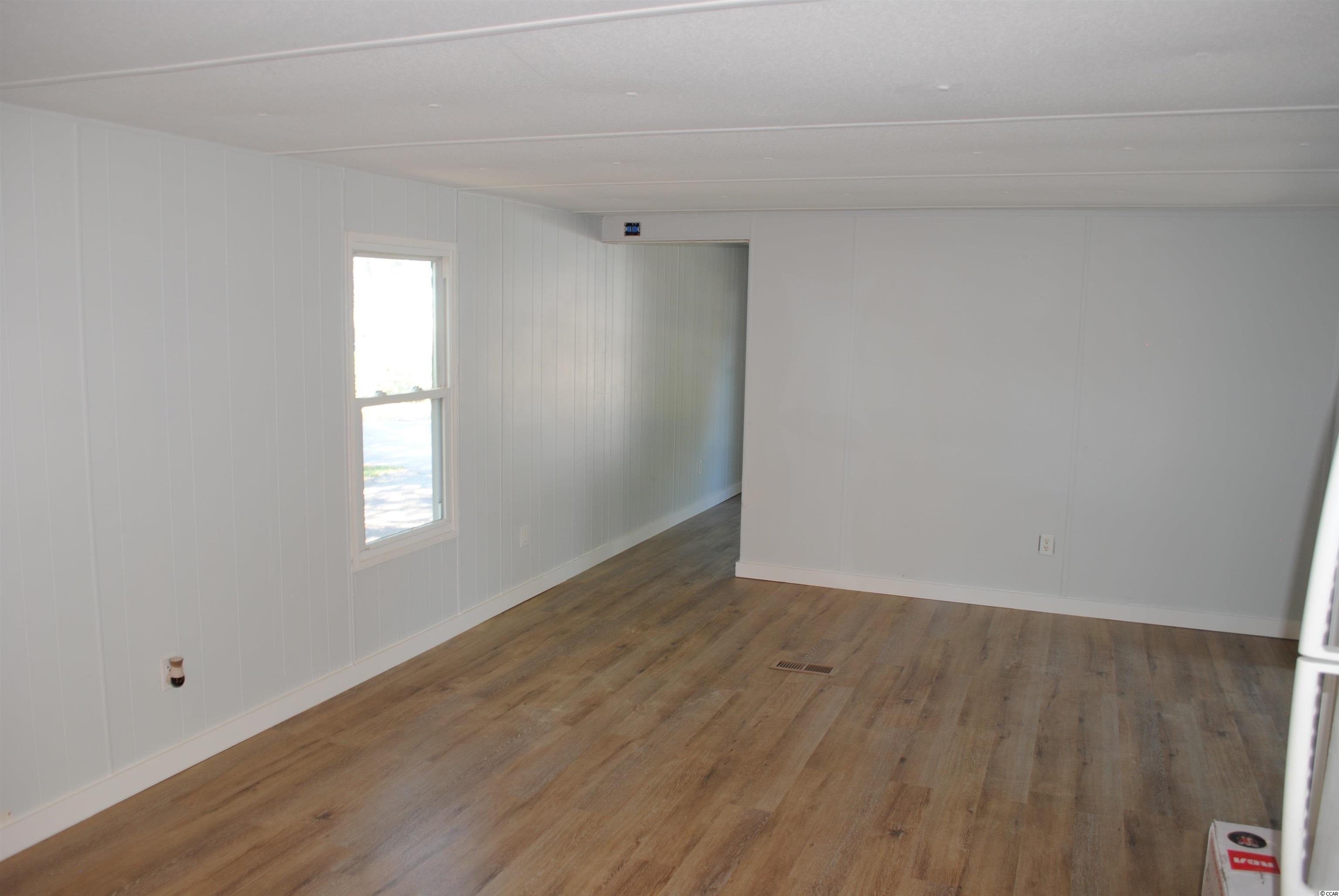 127 Moultrie Court Murrells Inlet, SC 29576 - Photo 11 of 40 Gallery Image 11