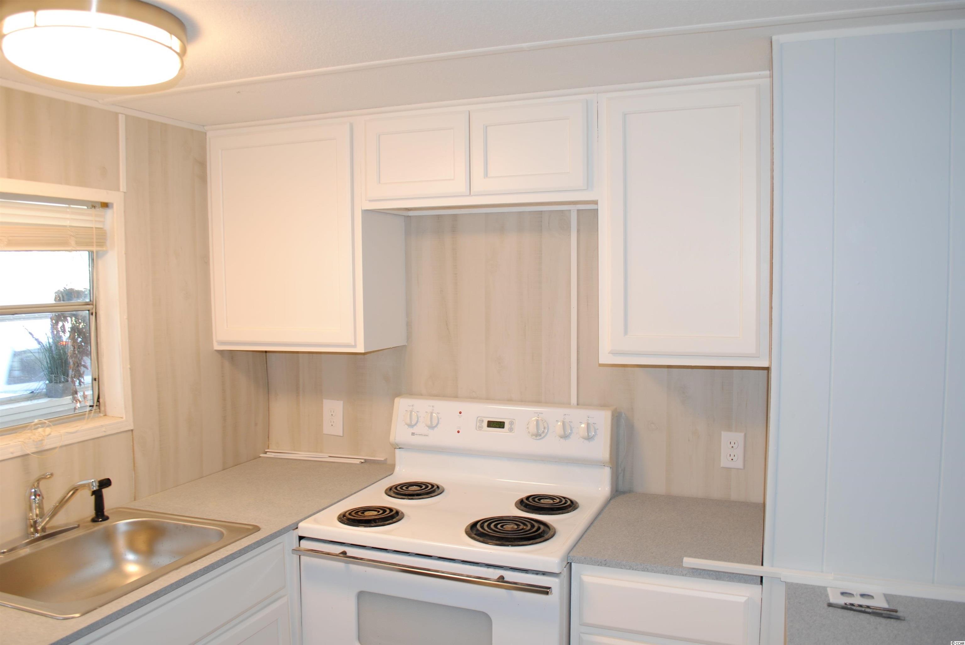 127 Moultrie Court Murrells Inlet, SC 29576 - Photo 23 of 40 Gallery Image 23