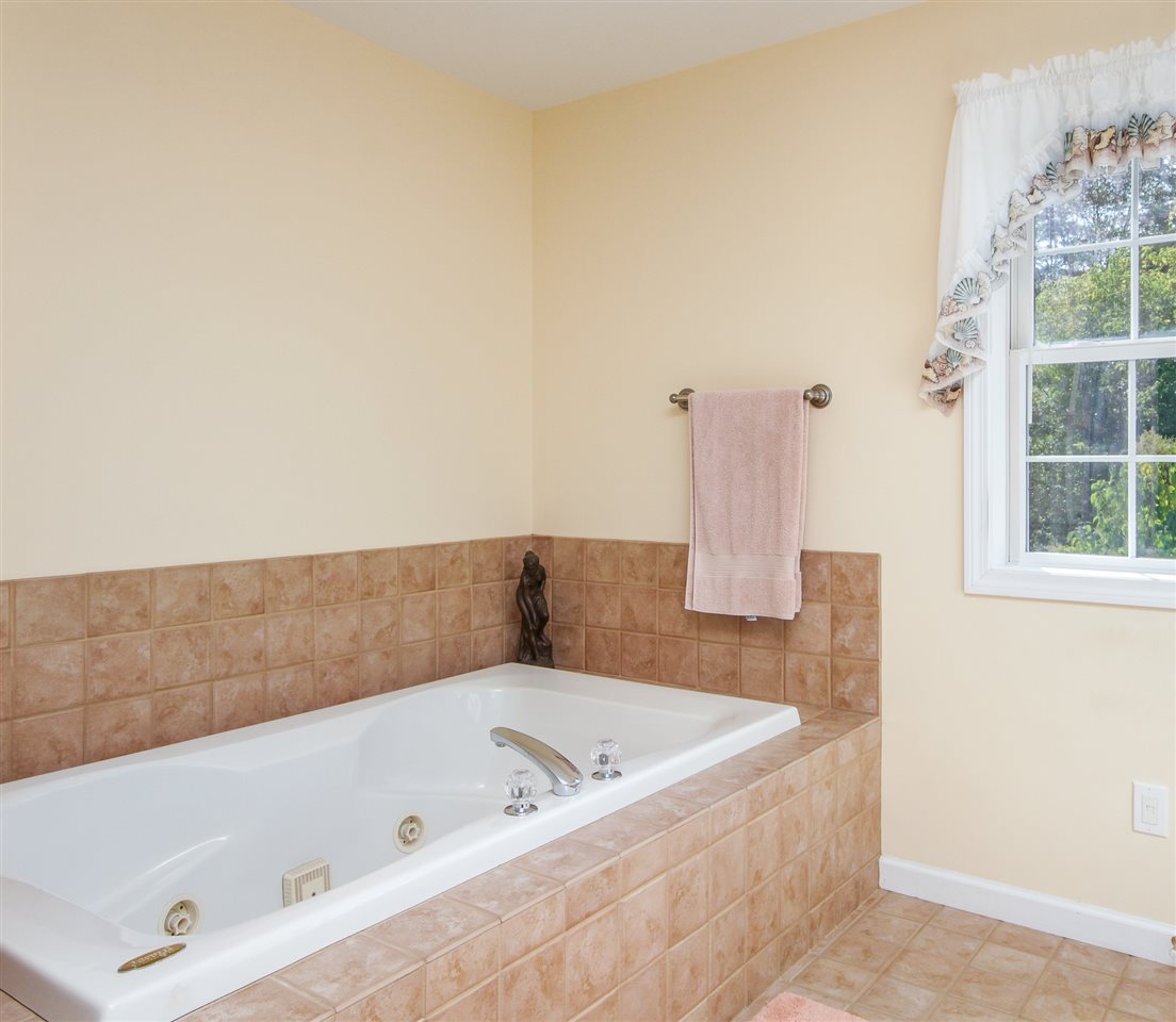 108 Rivers Edge Drive Burlington, VT 05408 - Photo 22 of 31 Gallery Image 22