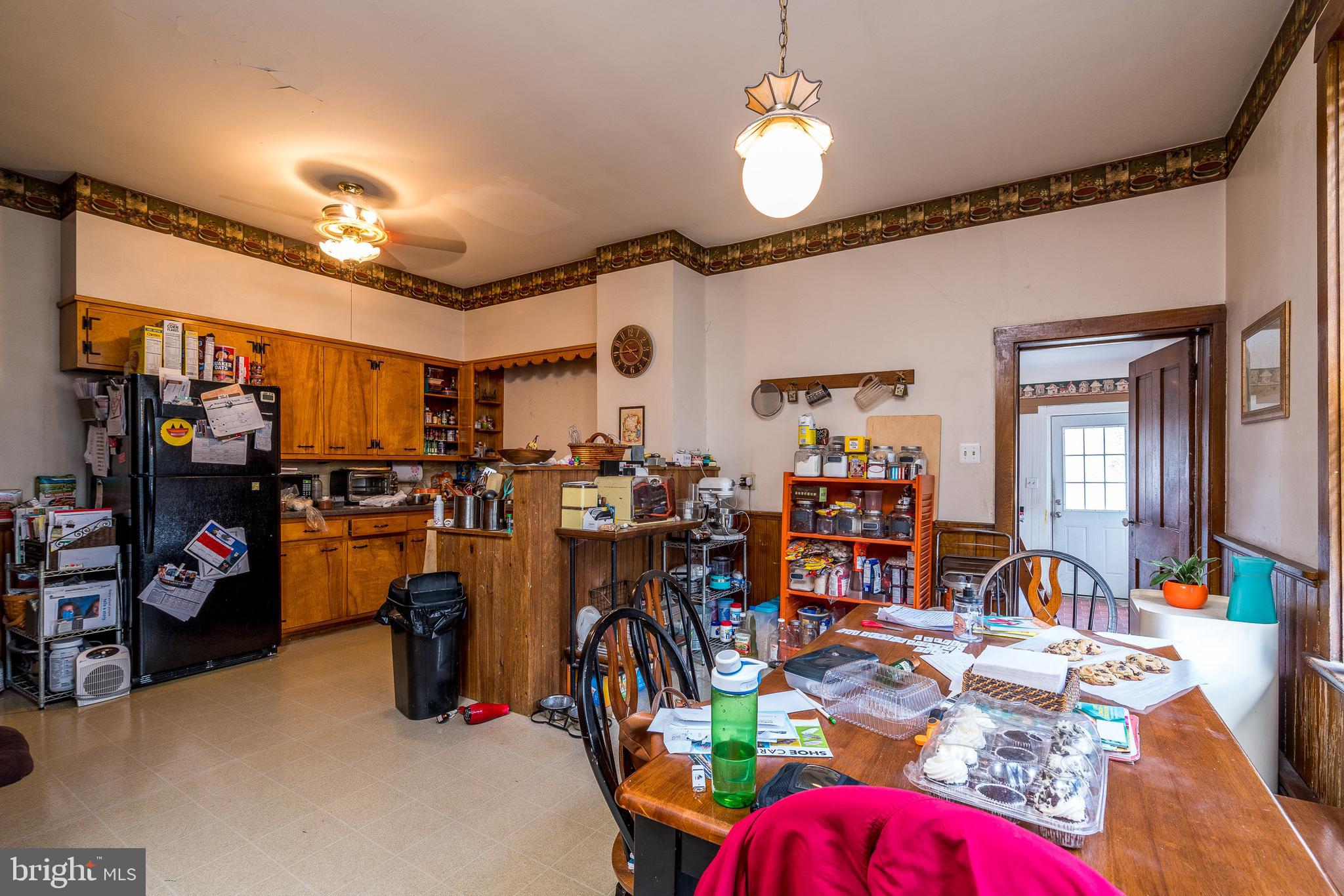 315 North Broad Street Lititz, PA 17543 - Photo 11 of 26 Spacious Kitchen