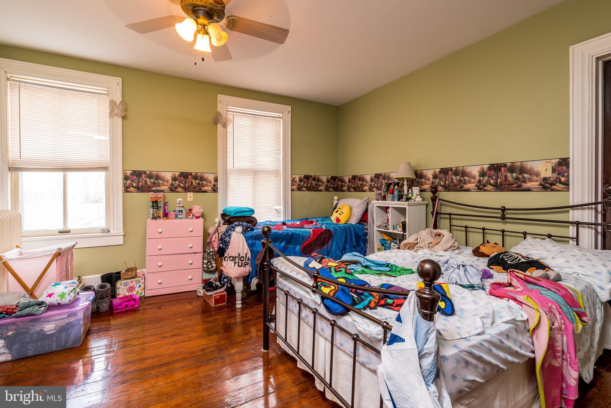 315 North Broad Street Lititz, PA 17543 - Photo 22 of 26 Second bedroom