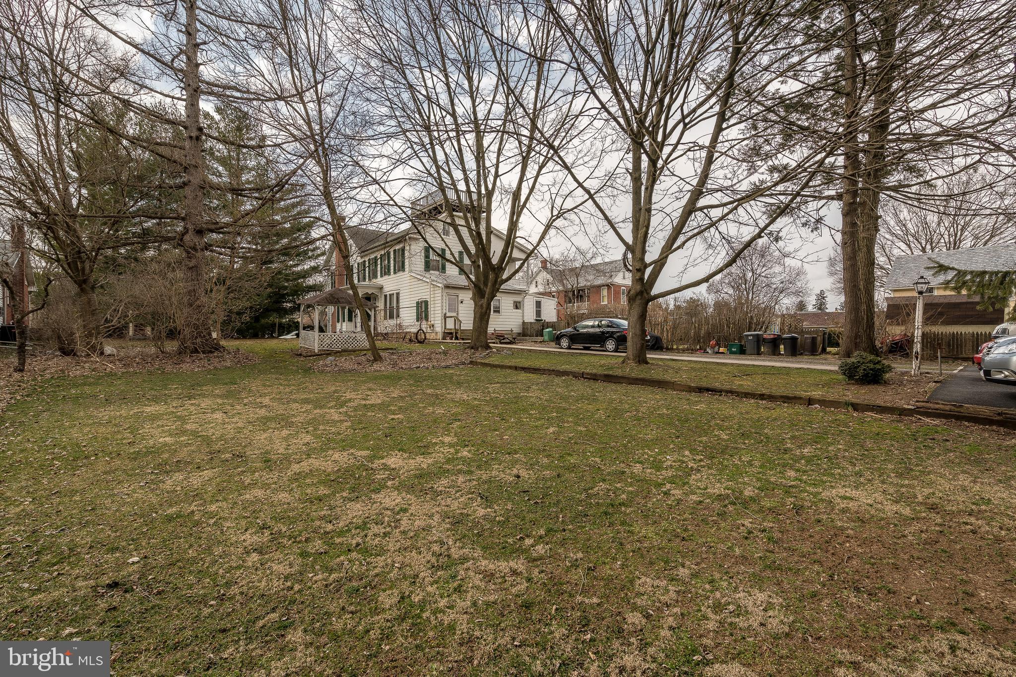 315 North Broad Street Lititz, PA 17543 - Photo 6 of 26