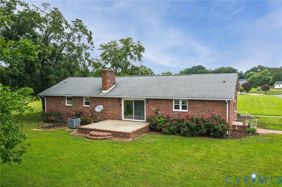 79 Gardy's Mill Road Callao, VA 22435 - Photo 6 of 43