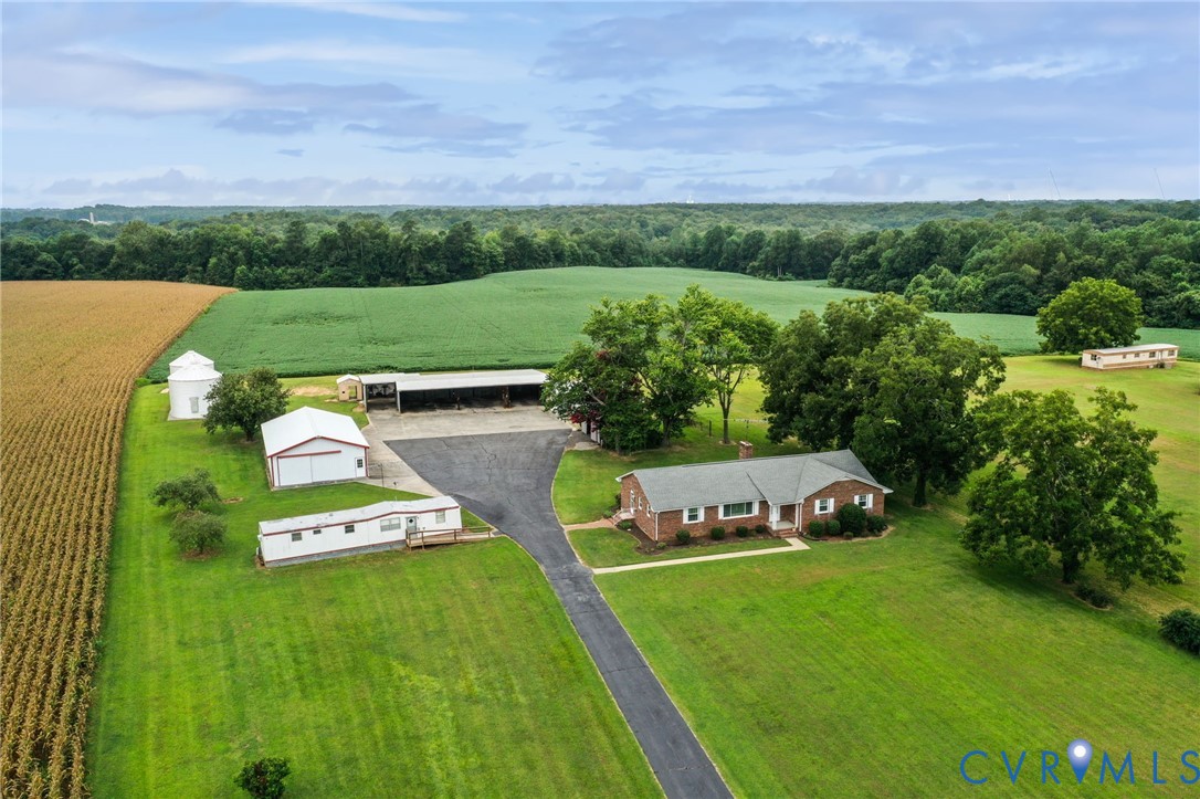 79 Gardy's Mill Road Callao, VA 22435 - Photo 8 of 43