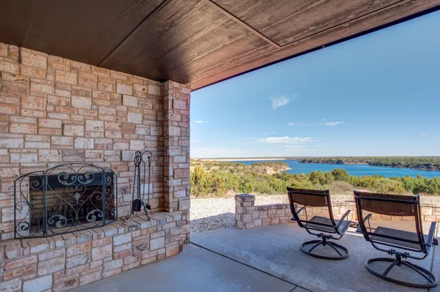 $990,000 | 90 Sierra Vista Drive, Justiceburg, TX 79330