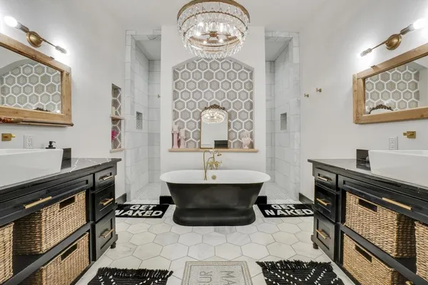 $995,000 | 371 South Ring Road, Waxahachie, TX 75165