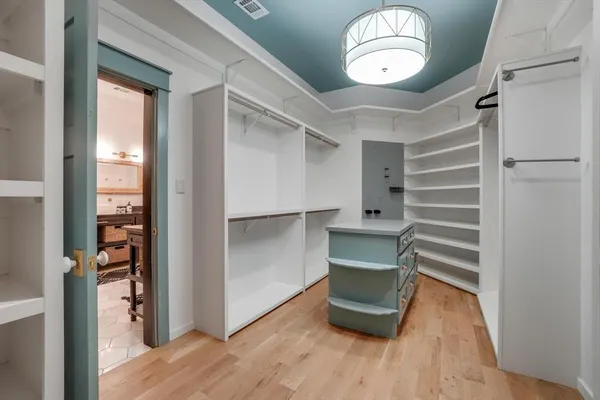 $995,000 | 371 South Ring Road, Waxahachie, TX 75165