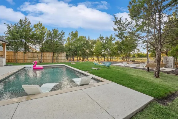 $995,000 | 371 South Ring Road, Waxahachie, TX 75165