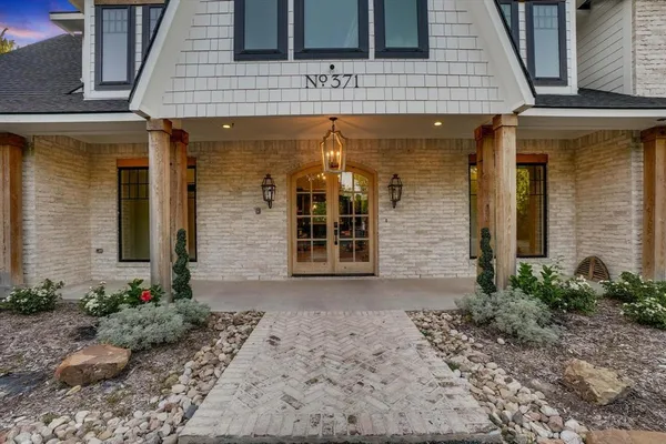 $995,000 | 371 South Ring Road, Waxahachie, TX 75165