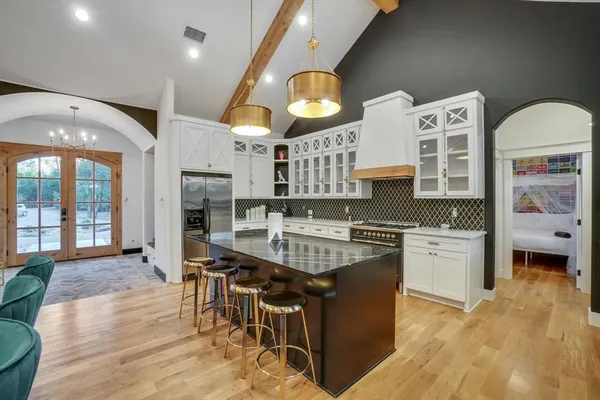 $995,000 | 371 South Ring Road, Waxahachie, TX 75165