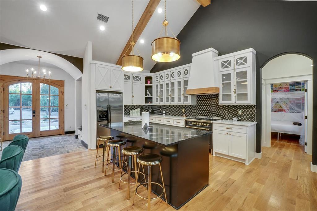 371 South Ring Road Waxahachie, TX 75165 - Photo 9 of 40