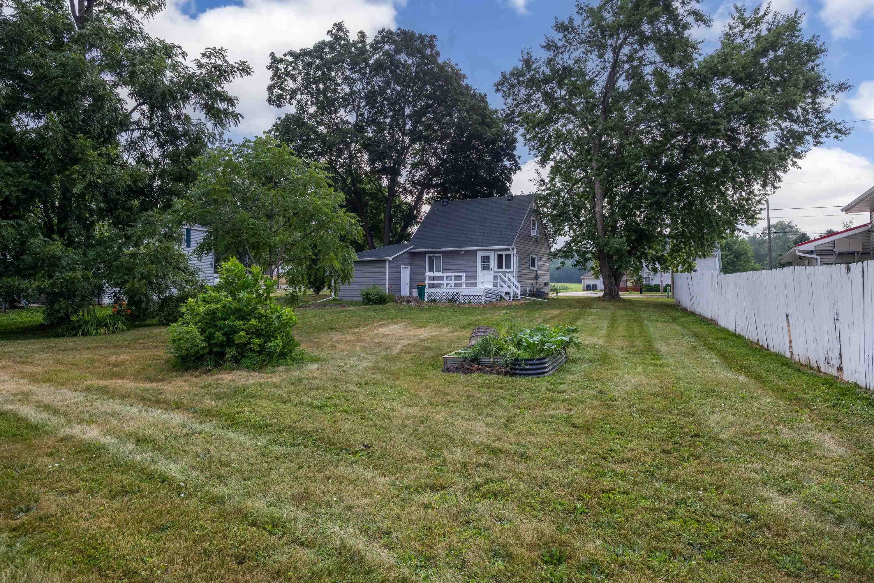 323 South John Paul Road Milton, WI 53563 - Photo 26 of 28 Gallery Image 26