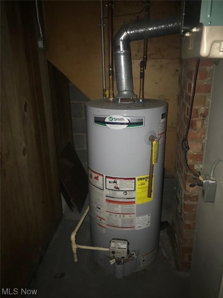1697 Oakmount Road South Euclid, OH 44121 - Photo 9 of 10 Utility room featuring gas water heater