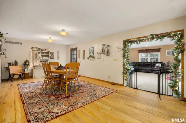 $495,000 | 23544 East Stanley Lane, Canton, IL 61520