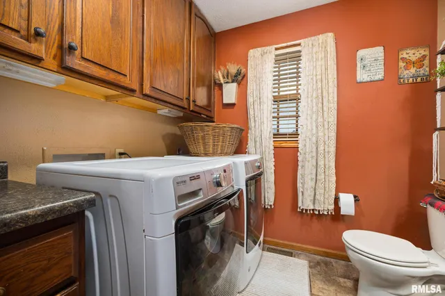 $495,000 | 23544 East Stanley Lane, Canton, IL 61520