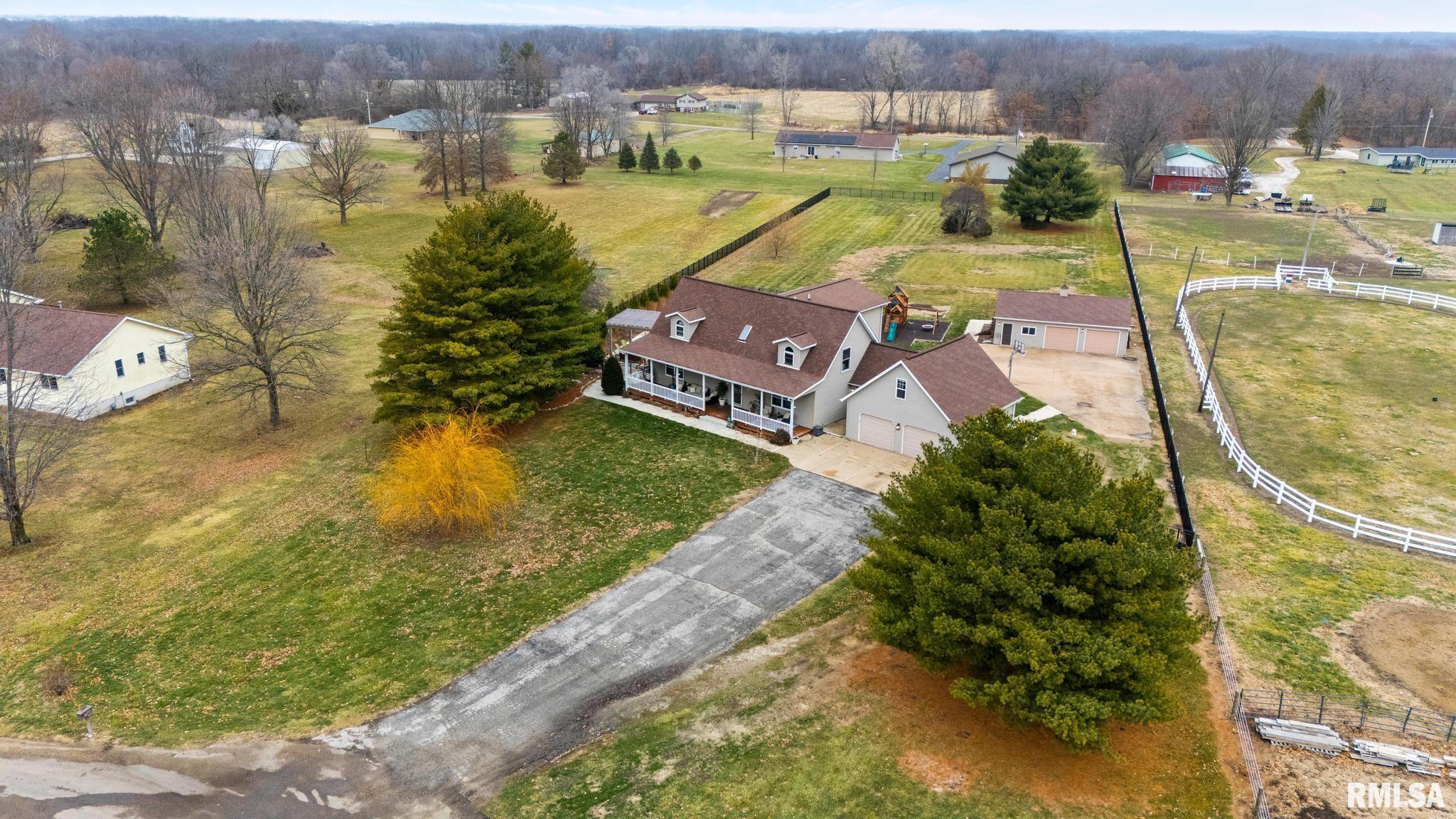 23544 East Stanley Lane Canton, IL 61520 - Photo 2 of 66