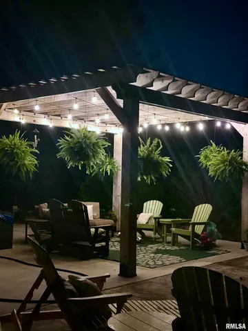 $495,000 | 23544 East Stanley Lane, Canton, IL 61520